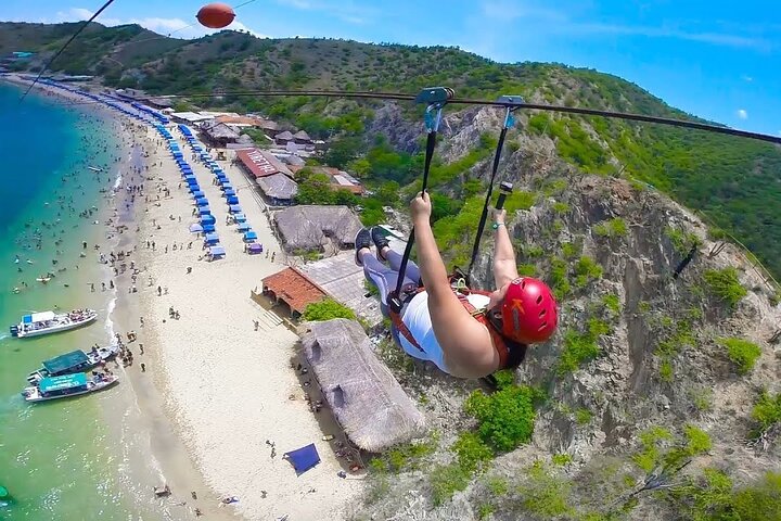 Complete Canopy Tour with Playa Blanca